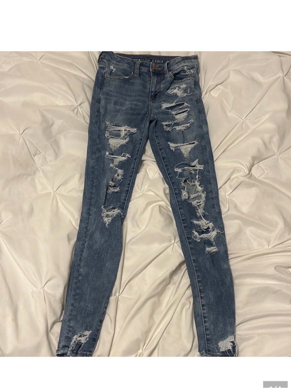 American Eagle Outfitters Distressed Dark Blue Women's Skinny Jeans